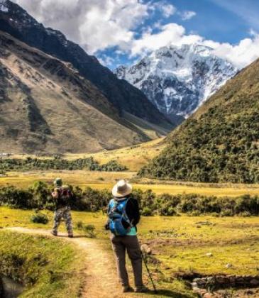 Tourist in Salkantay Trekking - Ile Tours
