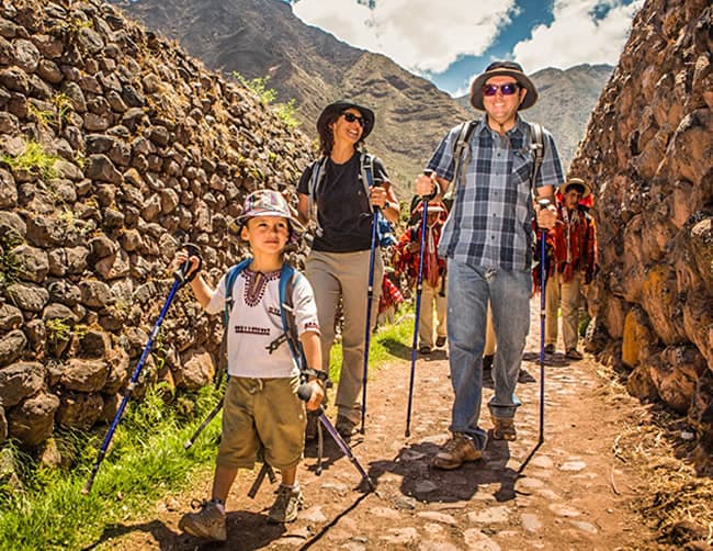 Family Trips During christmas peru iletours