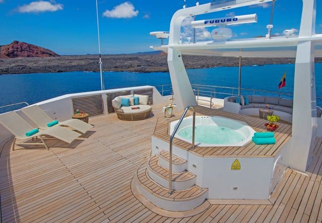 Alya Catamaran Galapagos Cruises